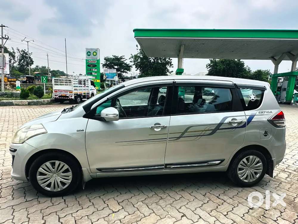 Maruti Suzuki Ertiga 2013