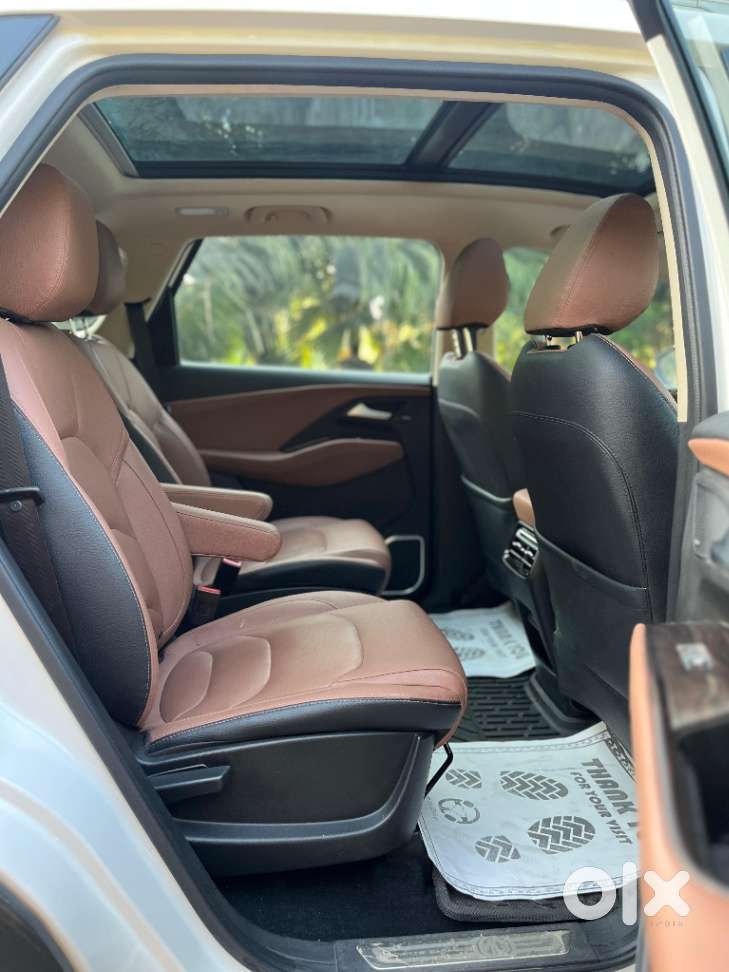 Mg Hector Plus Savvy Pro 1.5 Turbo Petrol Cvt 7 Str, 2023, Petrol