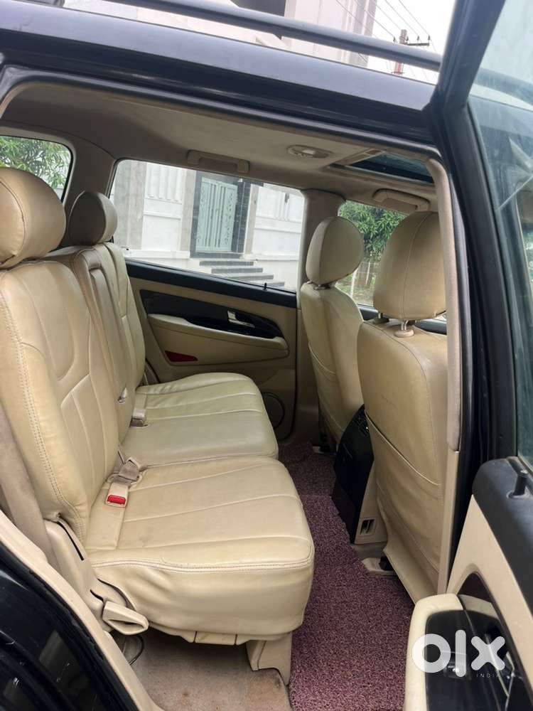 Mahindra Rexton Rx7
