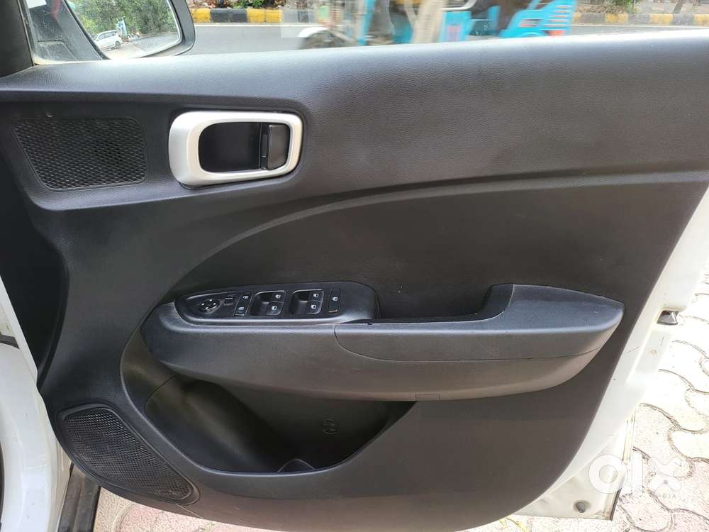 Hyundai Venue S 1.2 Petrol, 2021, Petrol