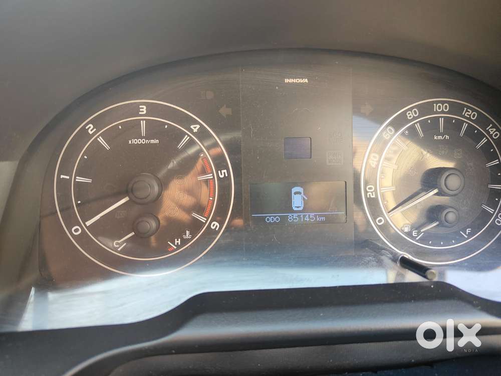 Toyota Innova Crysta 2.8 Gx At, 2016, Diesel