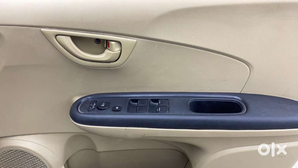 Honda Mobilio 1.5 S I-vtec Mt, 2014, Petrol