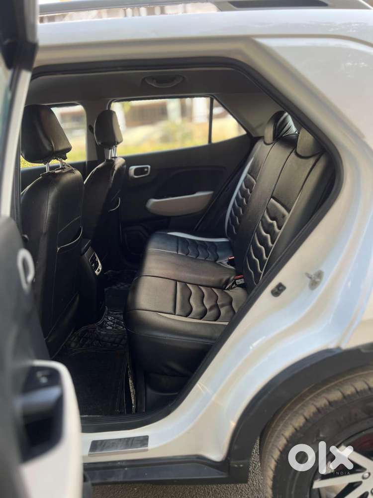 Hyundai Venue S 1.2 Petrol, 2022, Petrol