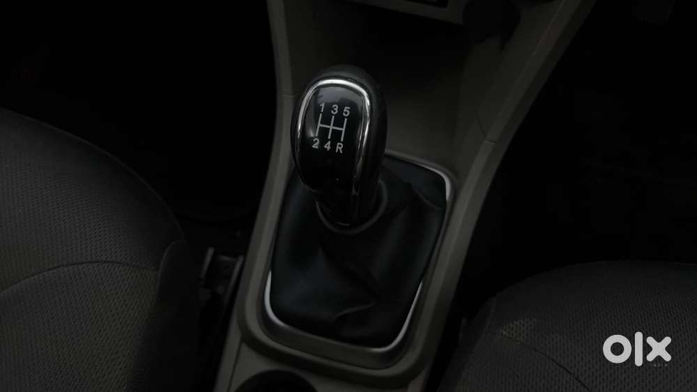 Tata Tiago Xz, 2016, Petrol