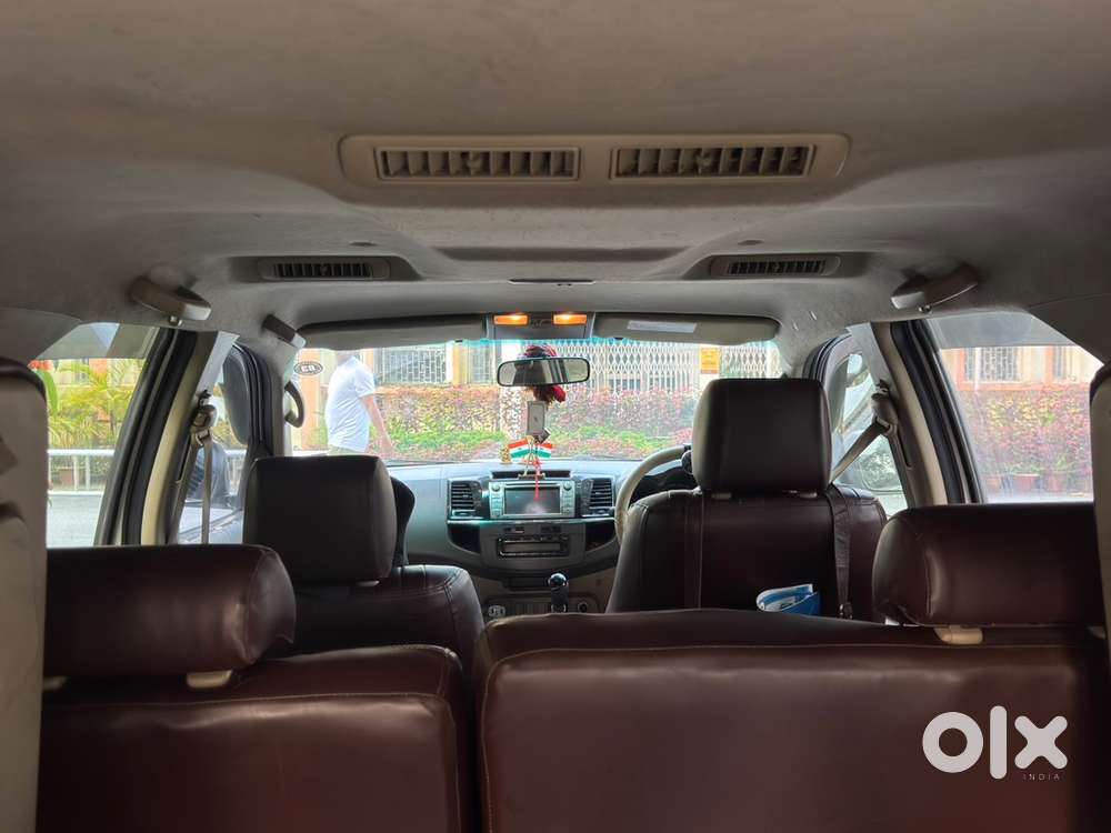 Toyota Fortuner (4x4) Diesel 2012
