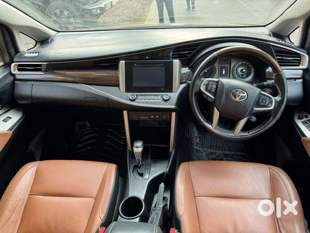 Toyota Innova Crysta 2.8 Zx At, 2017, Diesel