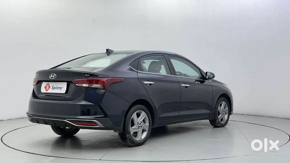 Hyundai Verna 1.5 Sx Vtvt Ivt, 2022, Petrol