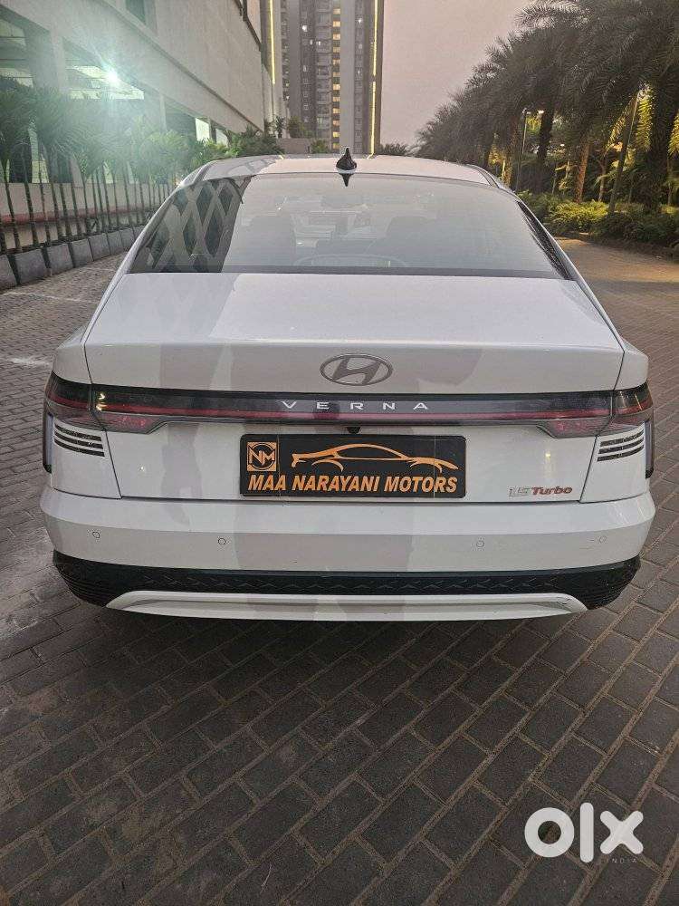 Hyundai Verna 1.5 Sx Turbo Petrol Mt, 2023, Petrol