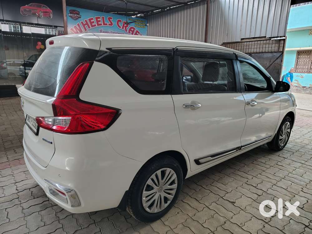 Maruti Suzuki Ertiga 2022-2023 Vxi Cng, 2022, Cng & Hybrids