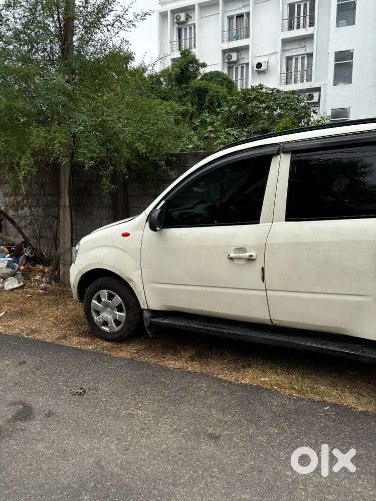 Mahindra Quanto 1.5 C4 2012