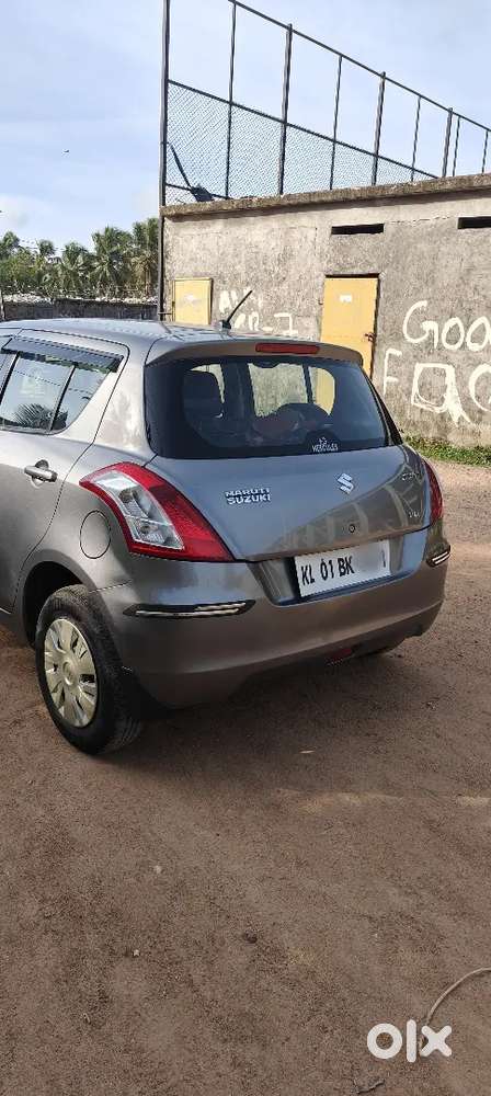 Maruti Suzuki Swift Vxi Option