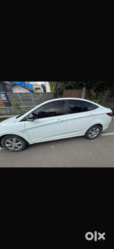 Hyundai Verna Manual 2012
