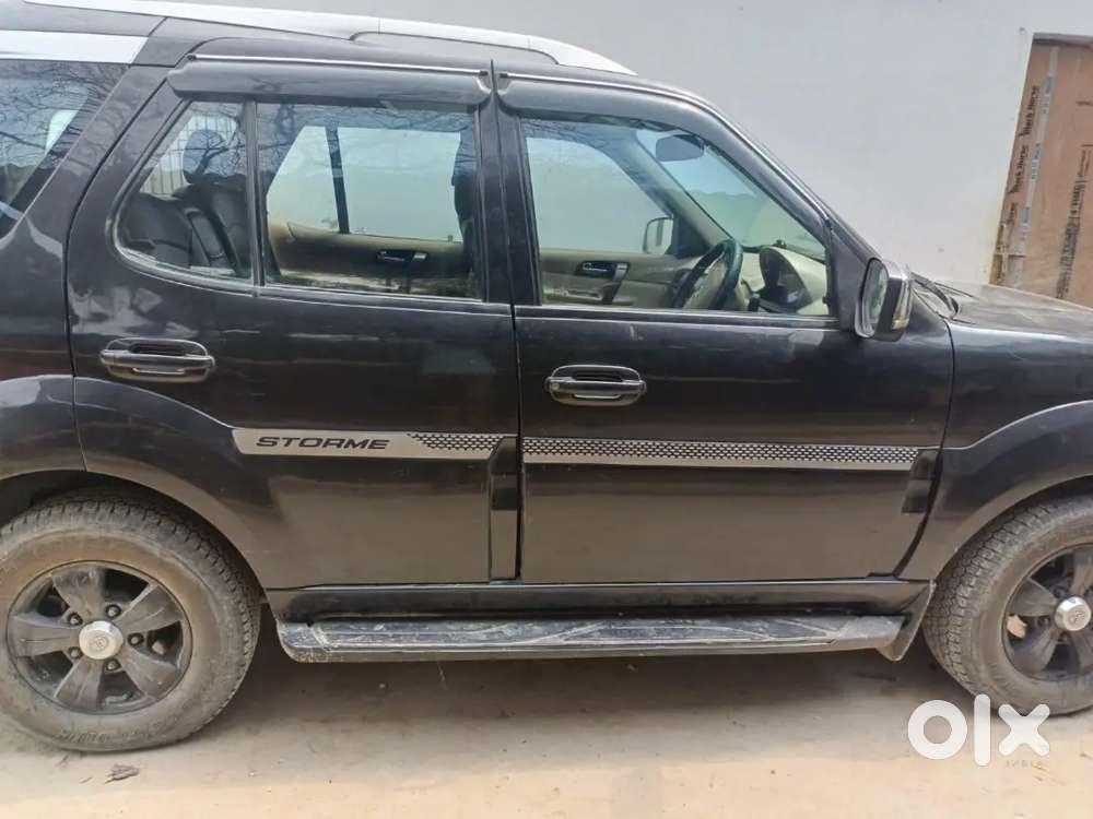 Tata Safari Storme 2014 Diesel 70000 Km Driven