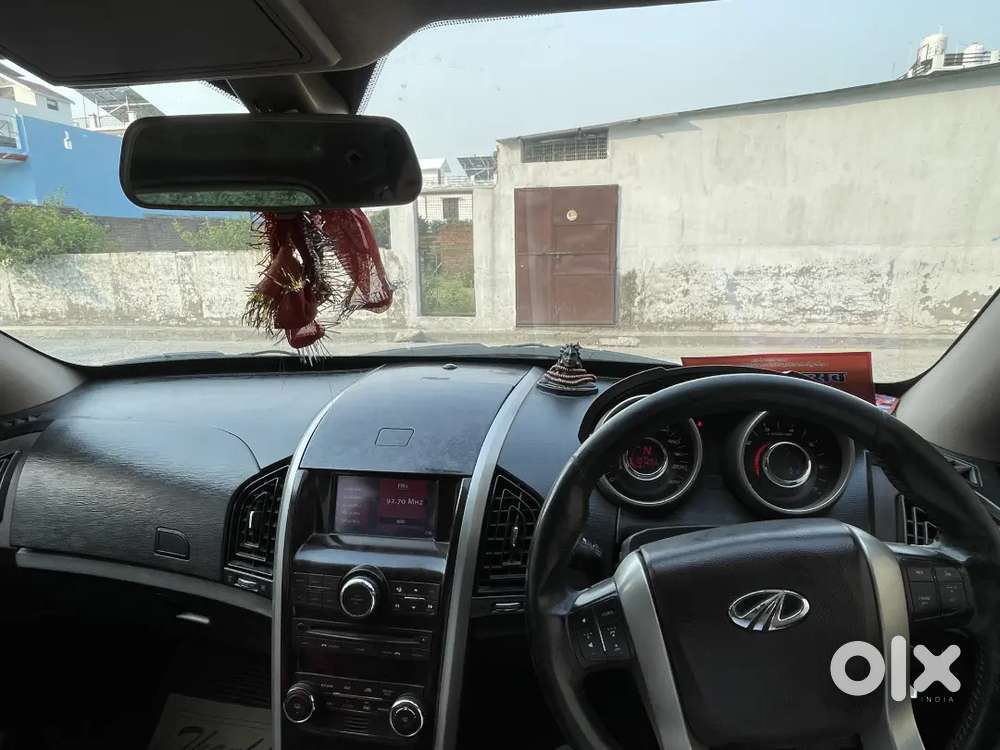 Mahindra Xuv 500 2015 W8