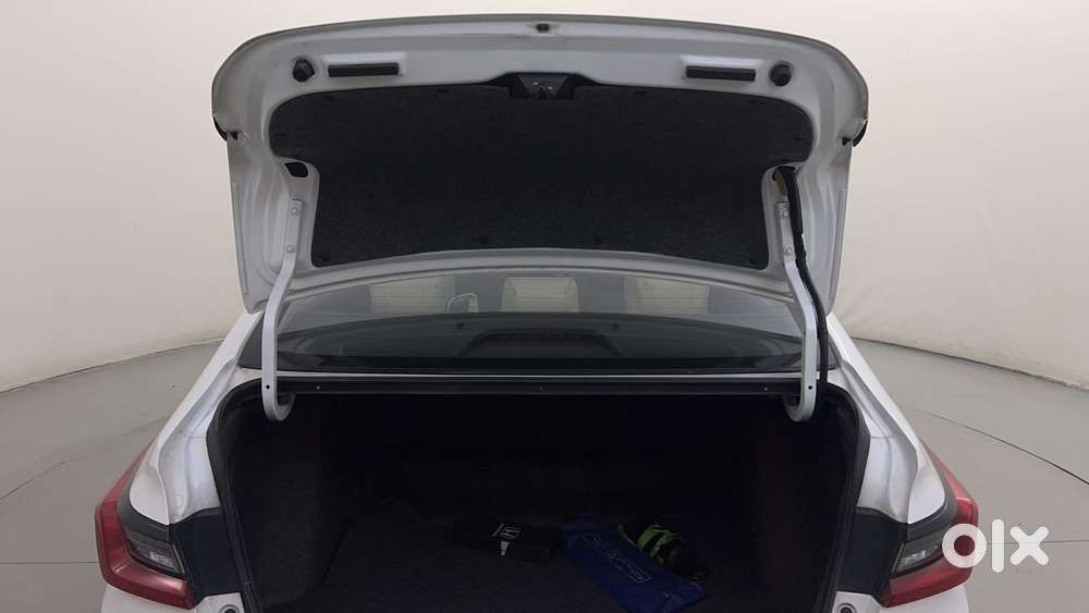 Honda City 1.5 Zx I-vtec Mt, 2021, Petrol