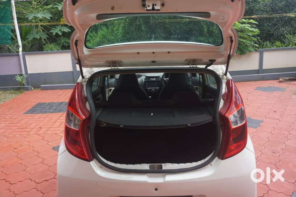 Eon Magna+ Full Option