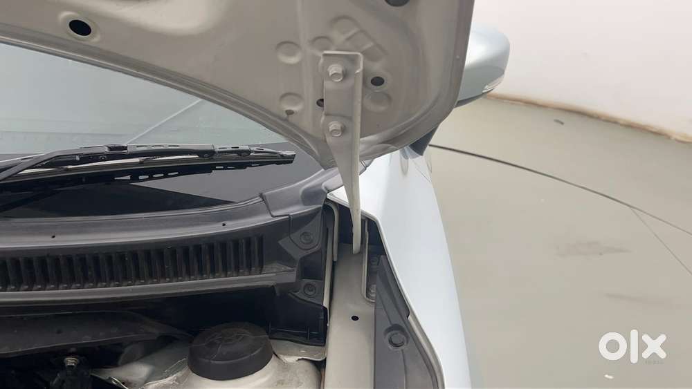 Maruti Suzuki Baleno Zeta, 2025, Petrol