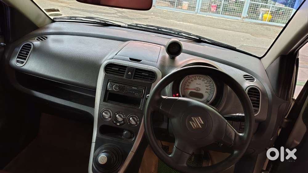 Maruti Suzuki Ritz Vxi, 2009, Petrol