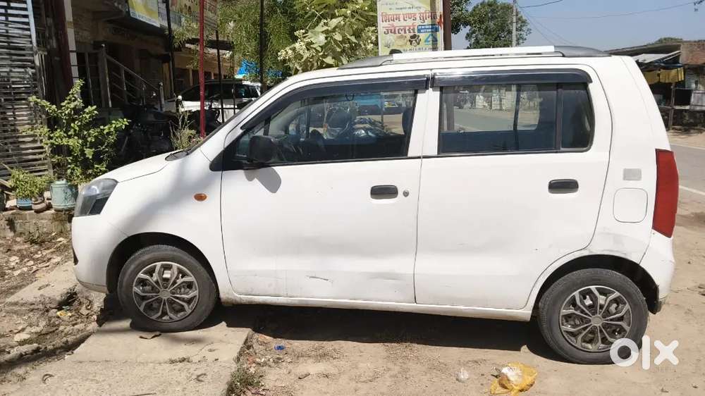 New Bonet Both Headlight New Fan New Seat Cover New 3 New Tyres .