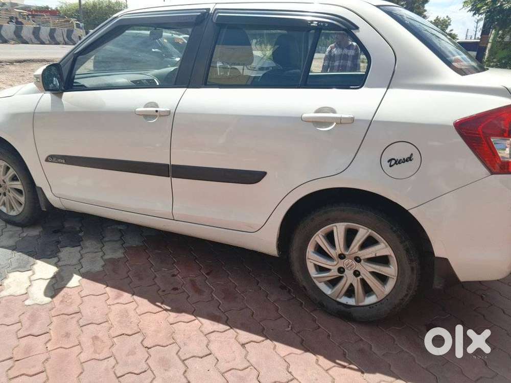 Maruti Suzuki Swift Dzire Zdi + Amt, 2016, Diesel