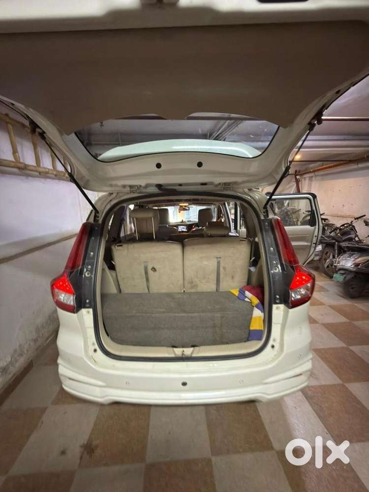 Maruti Suzuki Ertiga 2022 Petrol 70000 Km Driven