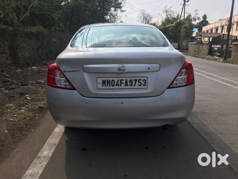 Nissan Sunny Petrol 2012