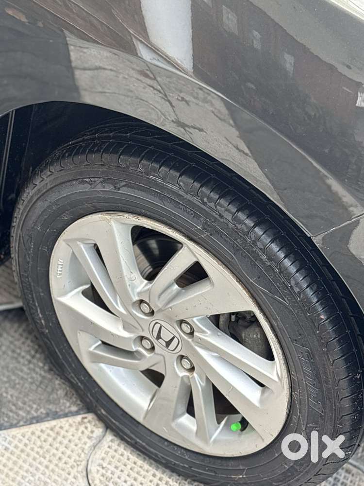 Honda Jazz V Automatic, 2015, Petrol