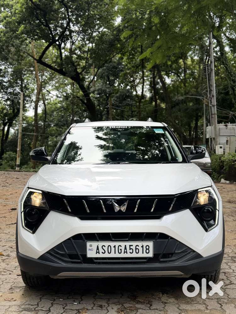 Mahindra Xuv 3xo Mx1 Pm Mt, 2024, Petrol