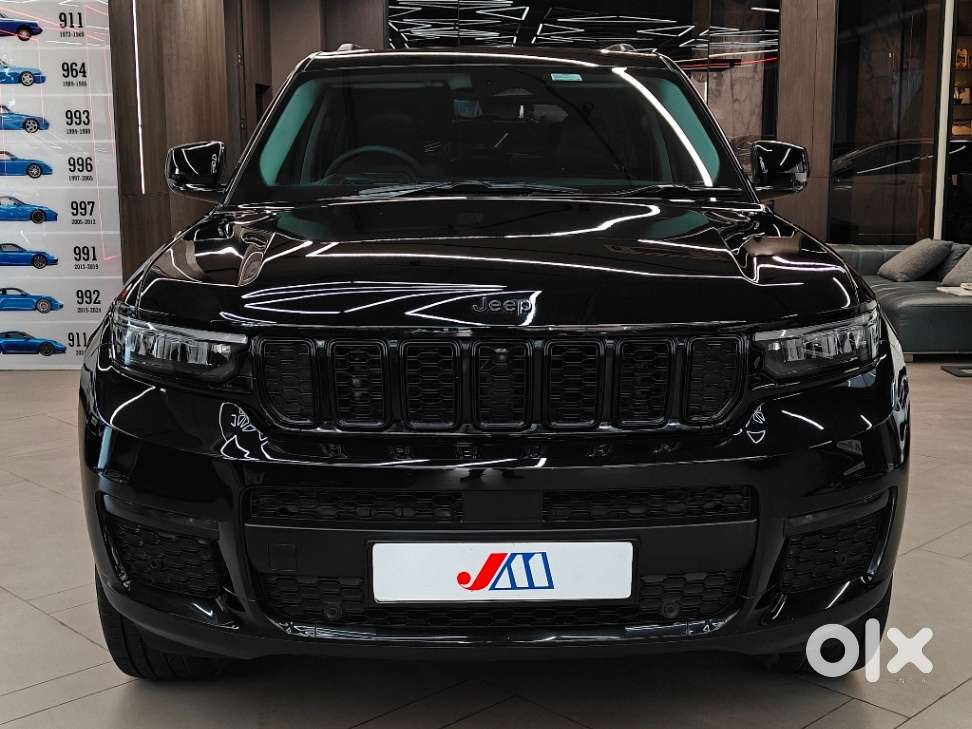 Jeep Grand Cherokee Limited (o) 4x4 At, 2023, Petrol