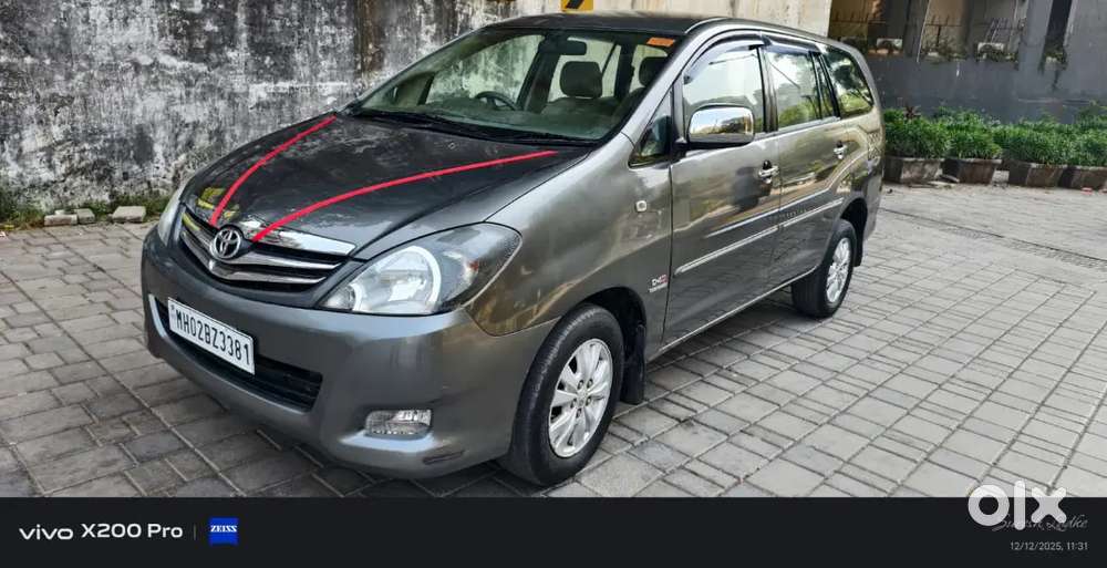 Toyota Innova 2010/12 Diesel Well Maintained