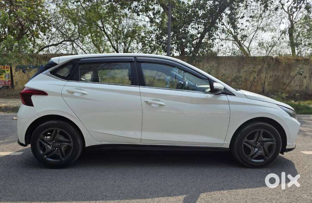 Hyundai I20 Sportz 1.2 Mt, 2023, Petrol