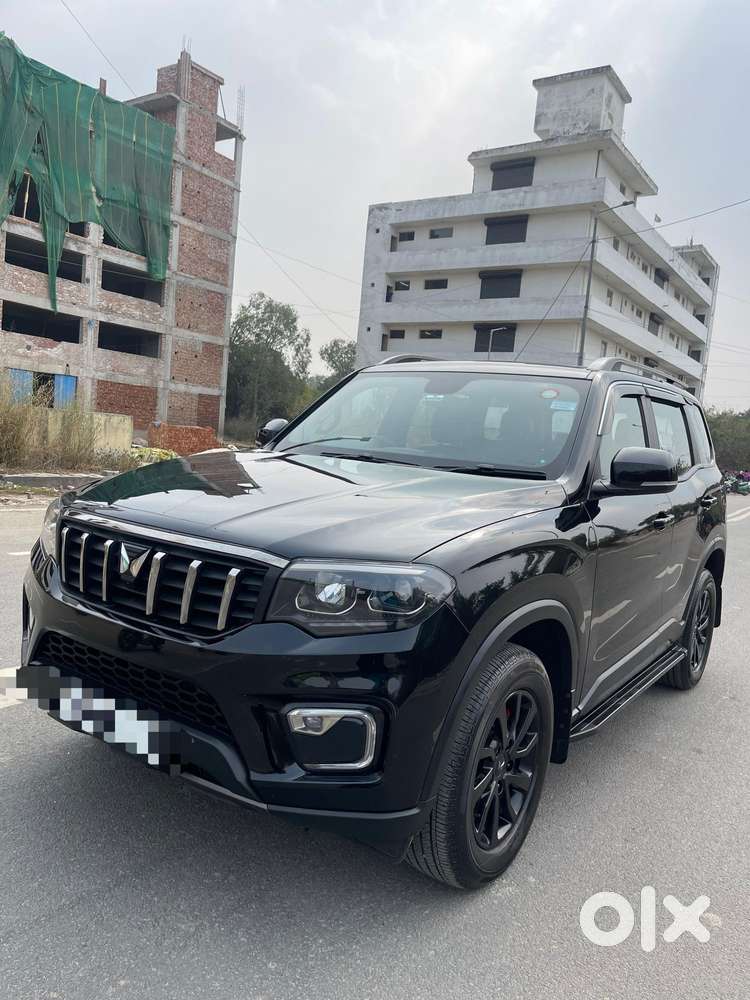 Mahindra Scorpio-n 2.0 Z8 L Petrol At 6 Str, 2025, Petrol