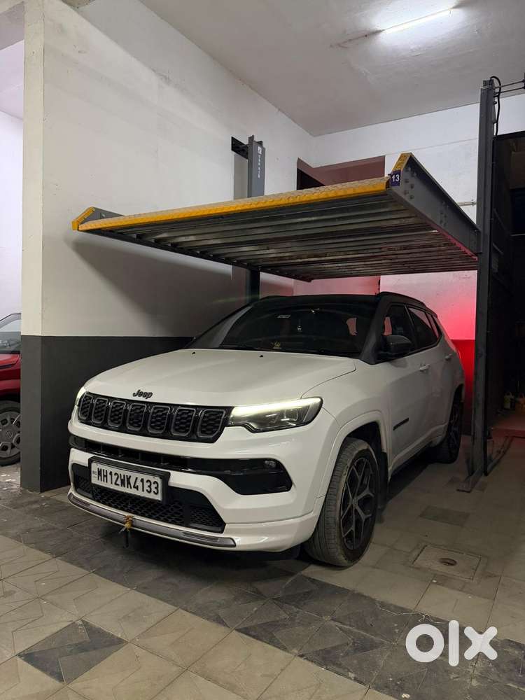Jeep Compass S 4x2  Top Model  Excellent Condition