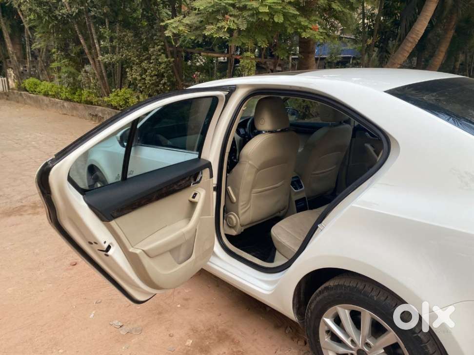 Skoda Octavia 2013-2017 Elegance 1.8 Tsi At, 2015, Petrol