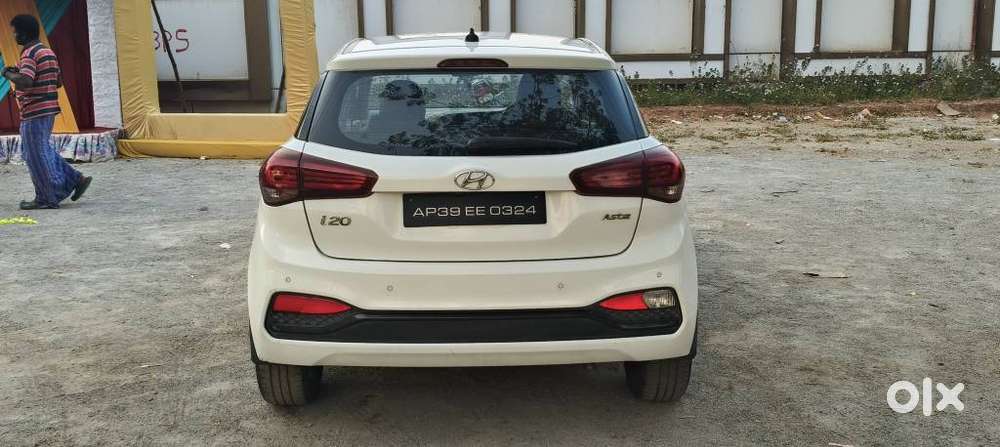 Hyundai I20 Petrol Asta Option, 2019, Petrol