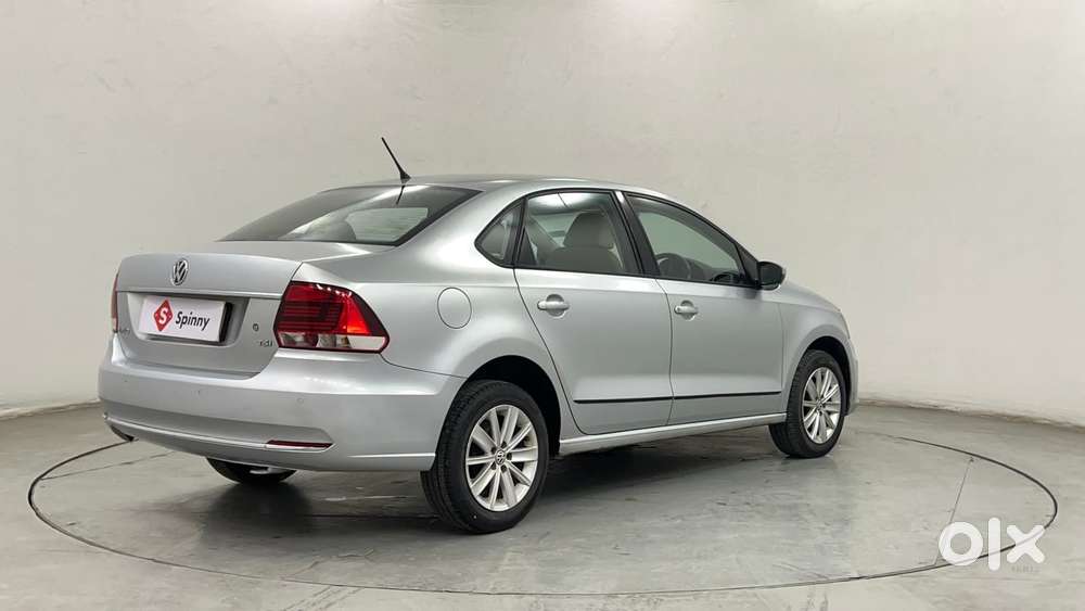 Volkswagen Vento 1.2 Tsi Highline At, 2016, Petrol