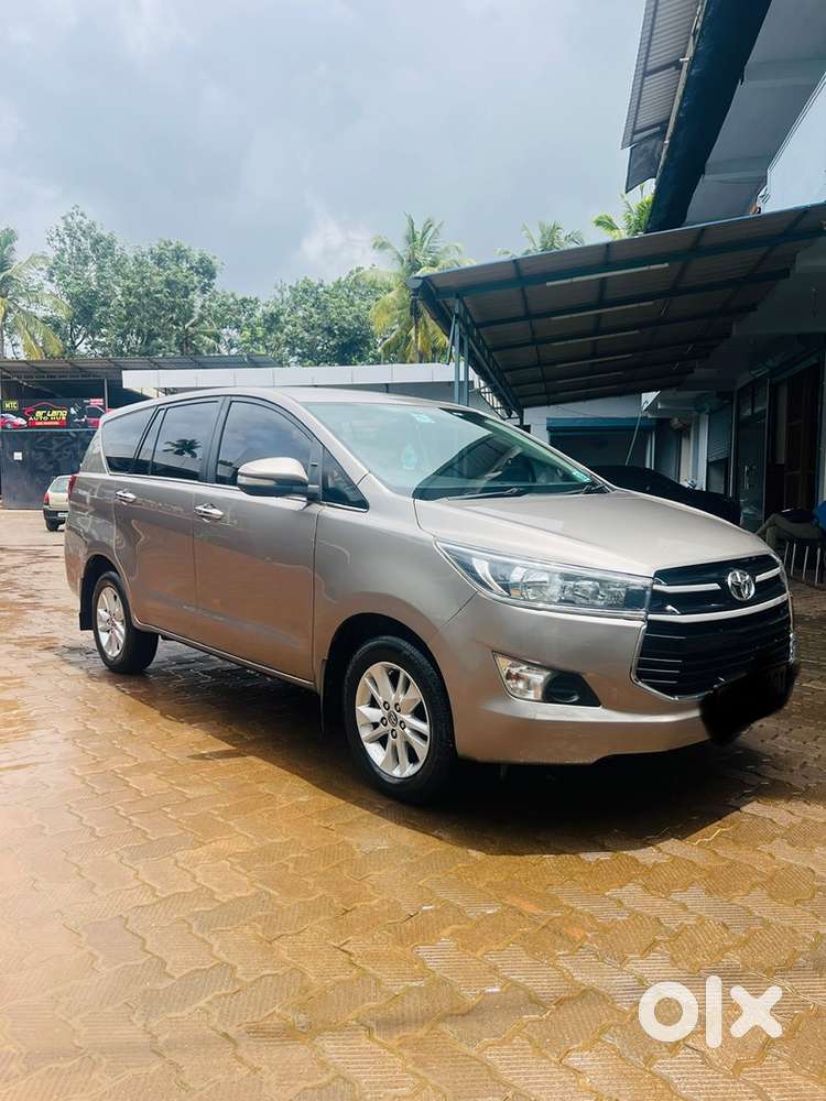 Toyota Innova Crysta 2016 Diesel 170000 Km Driven