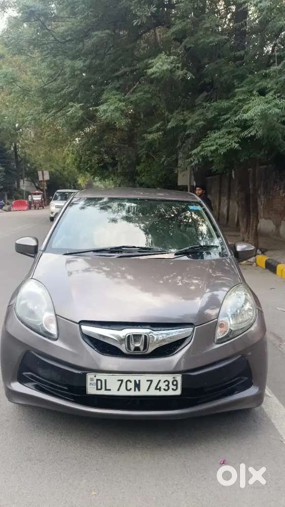 Honda Brio 2013, Pure Petrol Engine Sealed Tyre New Ac Good Suspension
