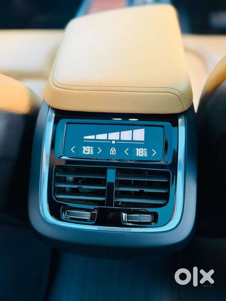 Volvo Xc60 2.0 B5 Ultimate, 2022, Petrol
