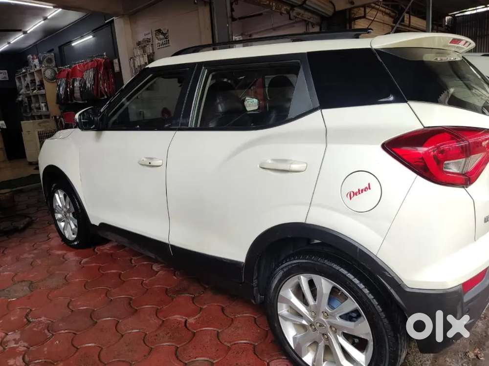 Mahindra Xuv300 2020 Petrol Well Maintained