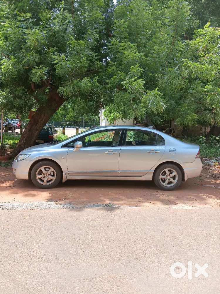 Honda Civic Petrol 2007 ...9android And Reverse Cam