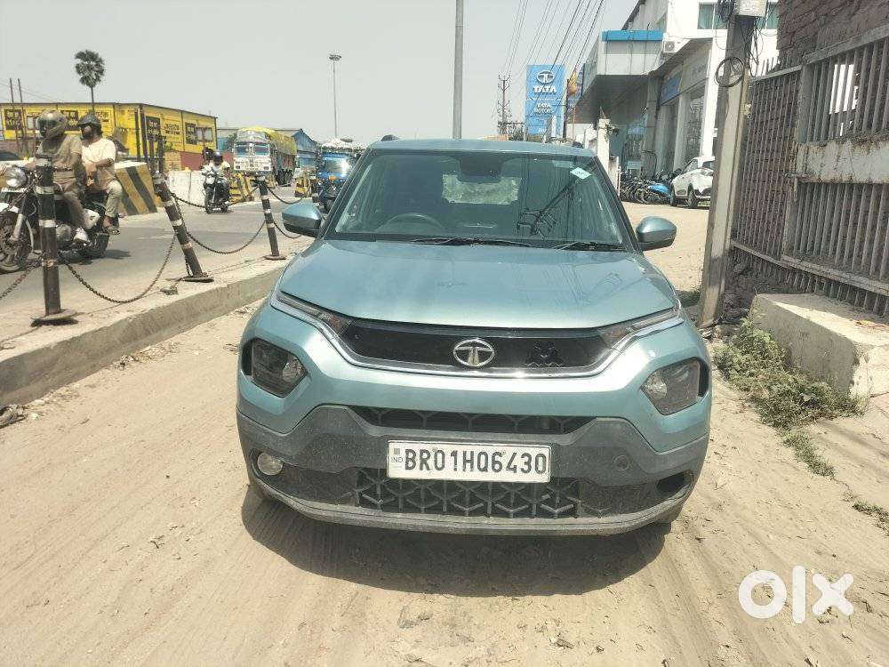 Tata Punch Accomplished Dazzle Sunroof Cng, 2024, Petrol