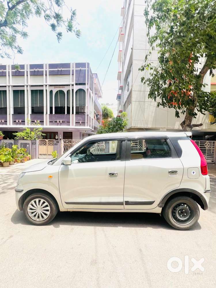 Maruti Suzuki Wagon R Vxi Amt1.2, 2021, Petrol
