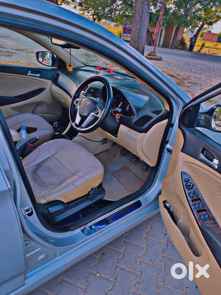 Hyundai Verna 1.6  Top Model ,push Start