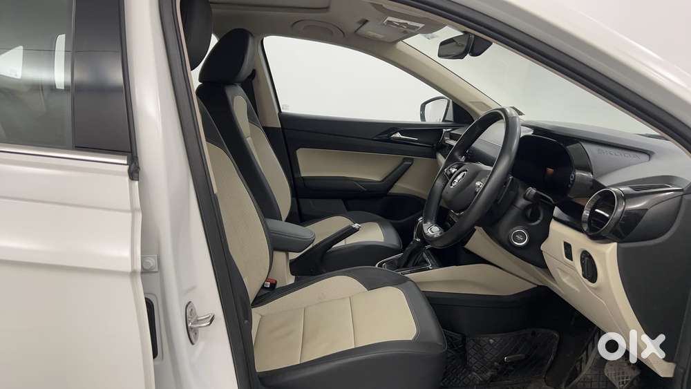 Skoda Slavia Style 1.5l Tsi Dsg, 2023, Petrol