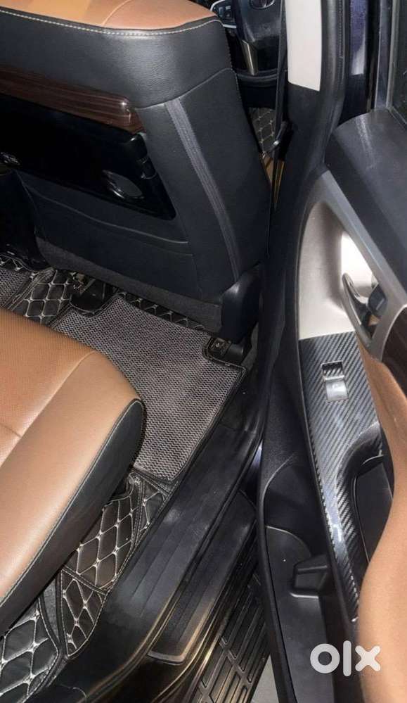 Dr Owned Toyota Innova Crysta Auto 2021 Diesel 40700 Km Driven