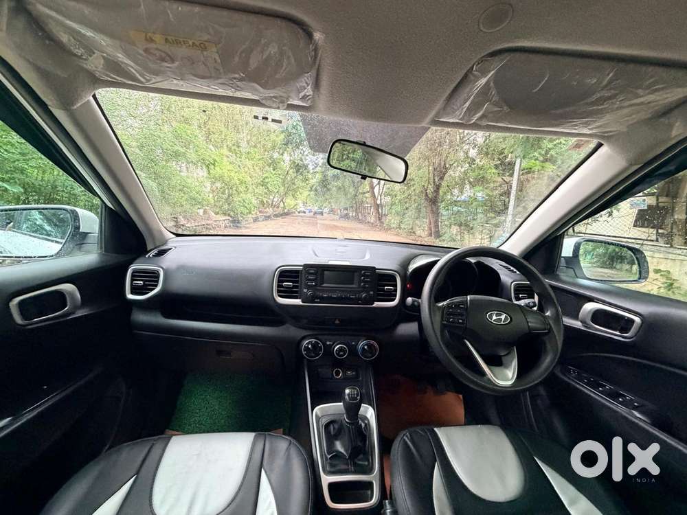Hyundai Venue, 2022, Petrol
