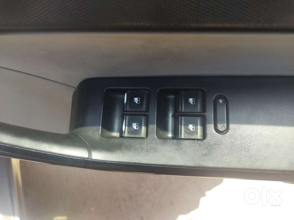 Tata Tiago 1.05 Revotorq Xz Wo Alloy, 2016, Diesel