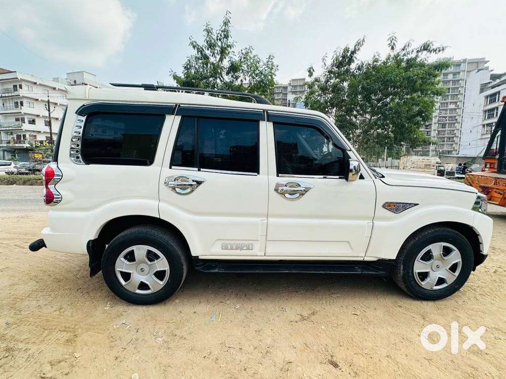 Mahindra Scorpio 1.99 S6 Plus, 2016, Diesel