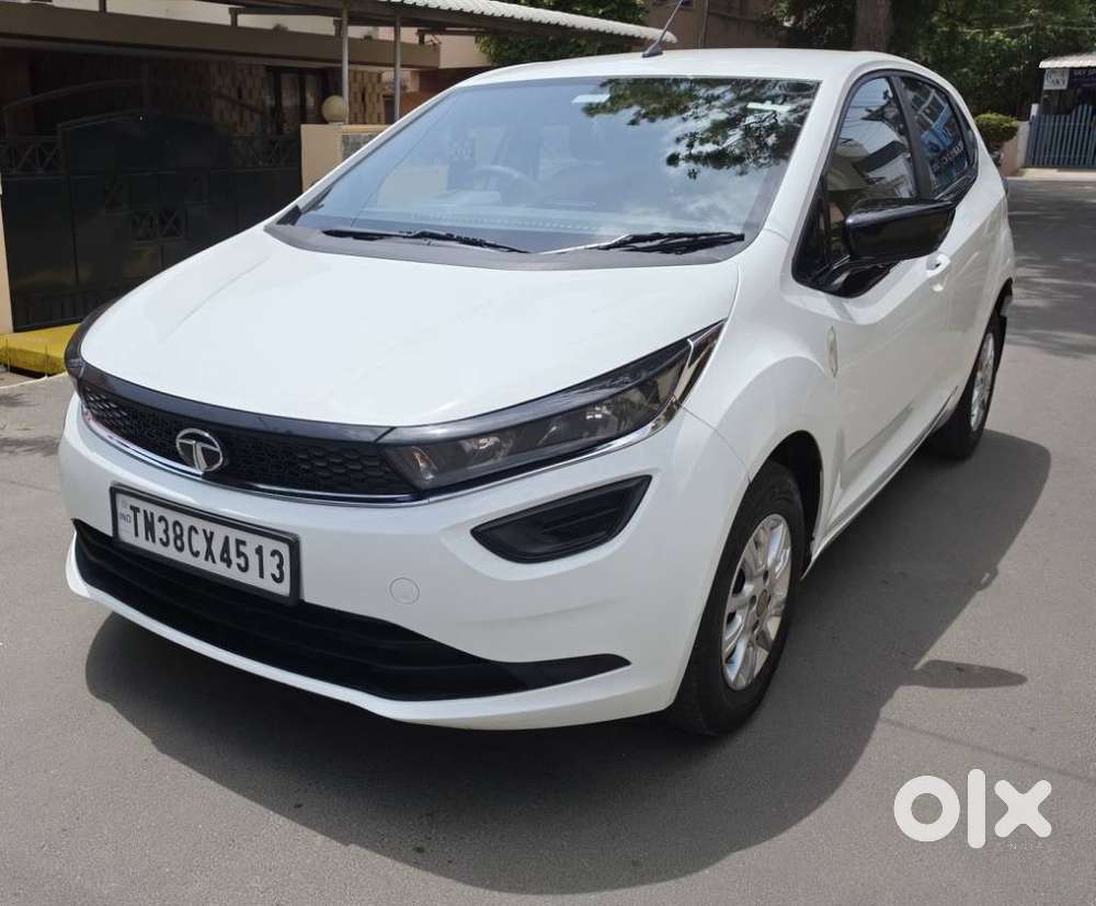 Tata Altroz 1.2 Xe, 2021, Petrol